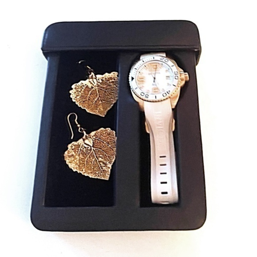 Travel Watch - Jewelry Case!